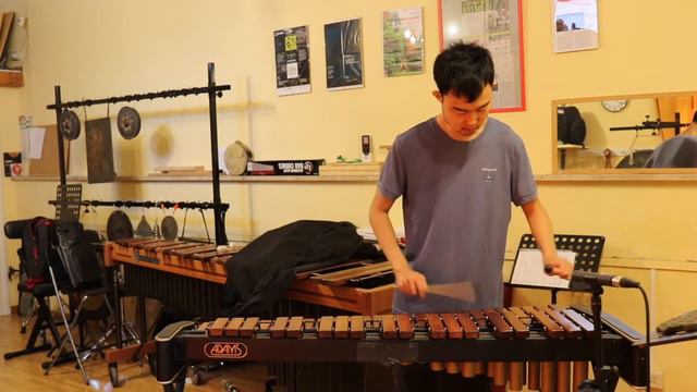 Modern School for xylophone solo - M. Godenberge смотреть онлайн
