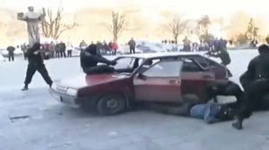 «Куда ты идешь? Нарвешься на  пулю или на нож...»