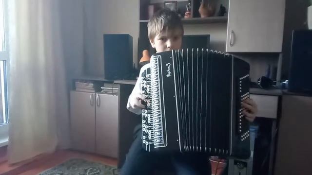 Харин Дмитрий "Как у нас-то козел" русская народная песня, обр. Д. Самойлова смотреть онлайн