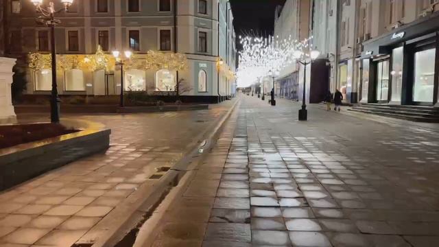АНДРЕЙ ФОЛЕНТАС ГУЛЯЕТ С КАРИНОЙ И ВАТАРЛС - ИРЛ СТРИМ В МОСКВЕ - Follentass, Keyeren, Vatarls смотреть онлайн