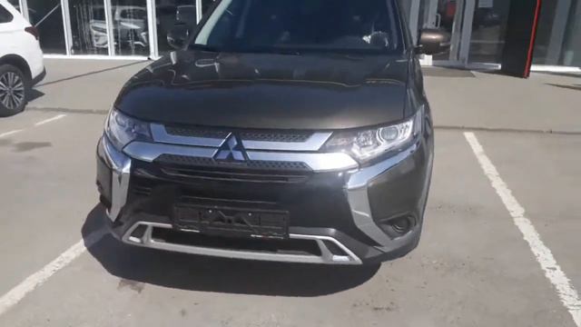 Mitsubishi Outlander, 2019 смотреть онлайн