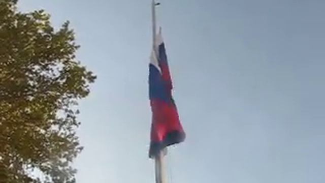 Поднятие флага России в Симферополе смотреть онлайн