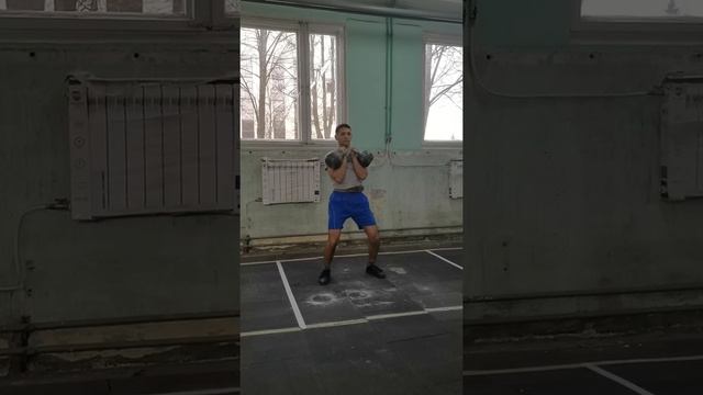 Толчок гирь по длинному циклу 19 раз. смотреть онлайн
