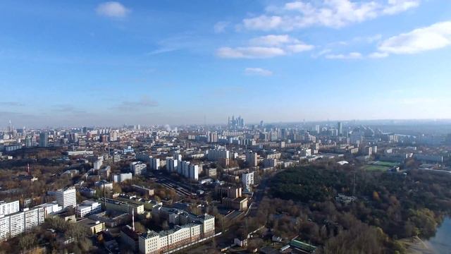 DJI Phantom 3 Professional. Полёт над Щукино, Москва. 4K смотреть онлайн