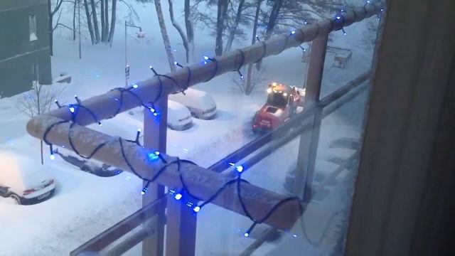 Как убирают снег в Стокгольме смотреть онлайн