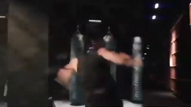 Тайгер Шрофф-Тренировка мотивационная смотреть онлайн