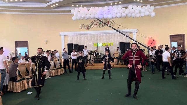 Группа Лезгинка на свадьбе в Худат #лезгинка #xudat смотреть онлайн
