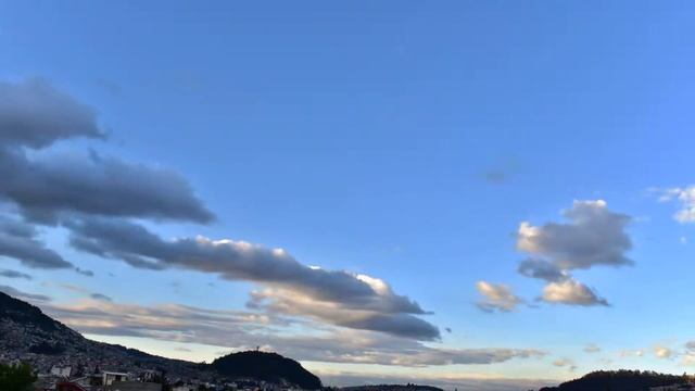 Quito-El Panecillo timelapse смотреть онлайн