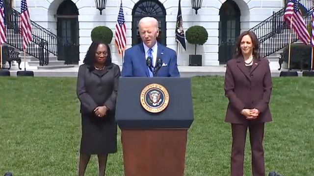 BREAKING NEWS; BIDENS LATEST GAFF 🤣🤣🤣 SAY WHAT??? смотреть онлайн