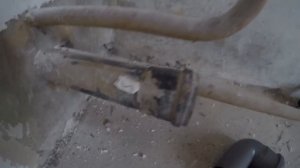 Замена канализационной трубы в квартире.