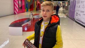 ...BMW I8...Потеряли с мамой ТИШУ в центре...