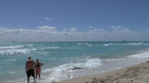 Пляж и набережная на Майами-Бич