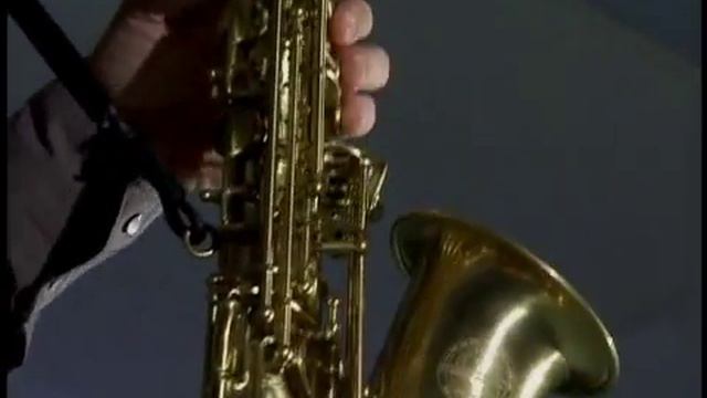 King Super 20 tenor sax played with a CE Winds Silver Shocka Mouthpiece смотреть онлайн