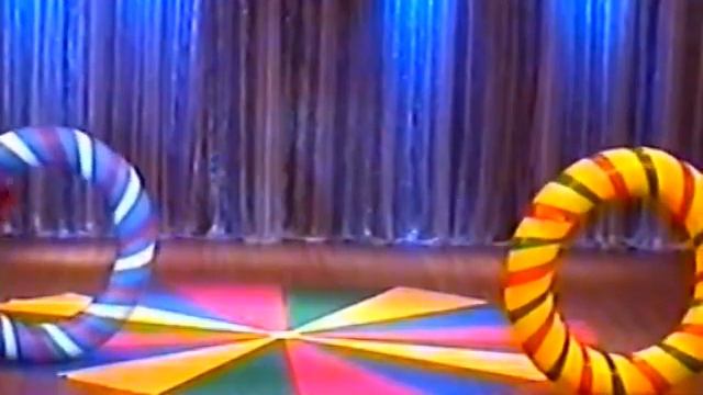 Обручи клоуны Питиновы naduvnoe-show.ru big rings Pitinovs circus смотреть онлайн