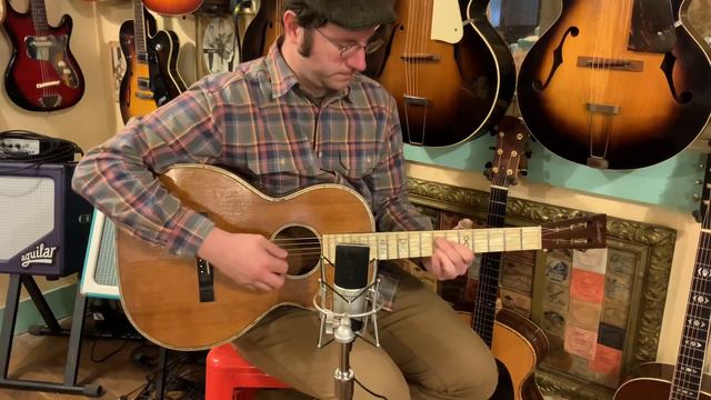 1920s Oscar Schmidt Sovereign 000-size long-scale flattop guitar смотреть онлайн
