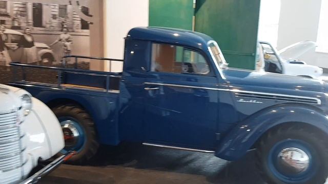 Выставка Ретро Автомобилей в Верхней Пышме смотреть онлайн