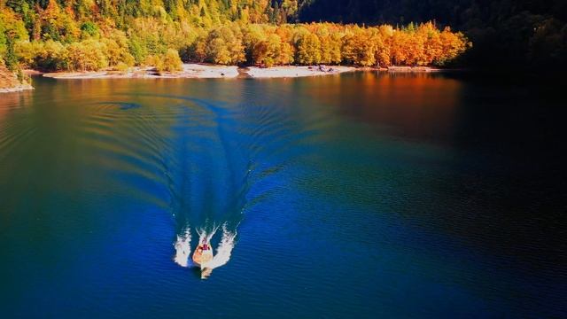 Озеро Рица (Ritsa Lake) 4k смотреть онлайн
