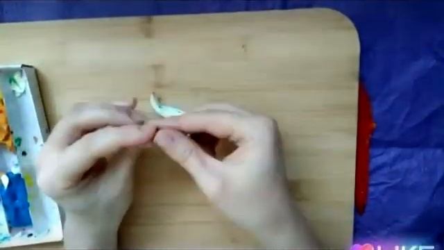 Лебедь из пластилина