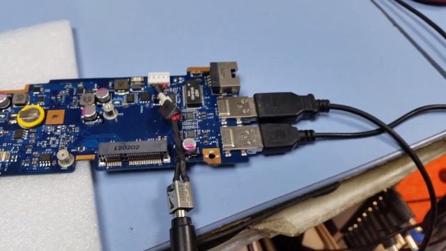 Контрольный запуск материнской платы ноутбука Toshiba P850 по заказу 18325 смотреть онлайн