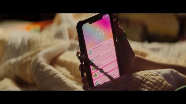 NOT OKAY | Official Trailer | Searchlight Pictures смотреть онлайн