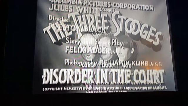 Dissorder in the Cort смотреть онлайн