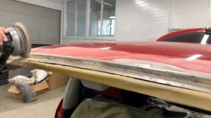 Устранение коррозии на крыше автомобиля под лобовым стеклом