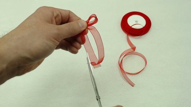 Как сделать бантики на шар баблс с лентой внутри смотреть онлайн