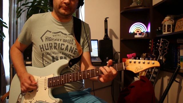 Suhr Classic S Antique HSS Sonic Blue смотреть онлайн