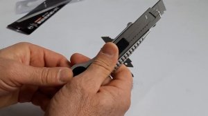 нож канцелярский с 5 лезвиями