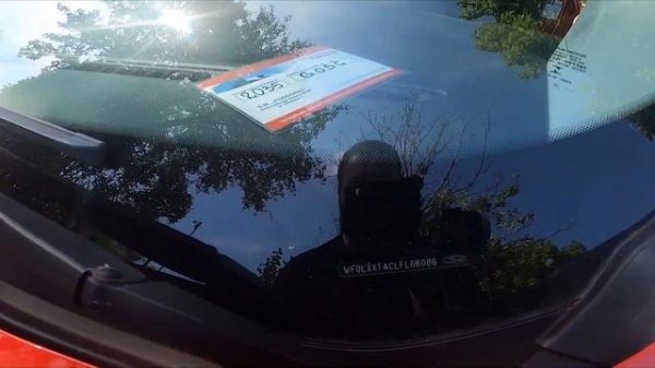 Where is the VIN number of my Ford Tourneo Connect II ( 2013 – 2018 ) - Find VIN on Front Windshiel