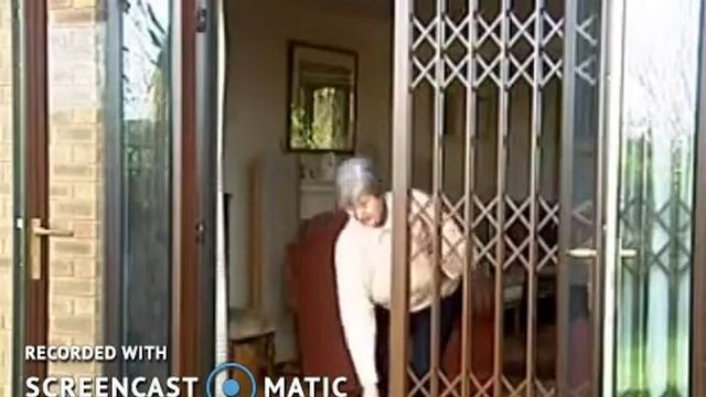 раздвижная решетка на дверь в дом смотреть онлайн