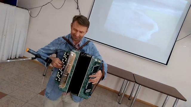 Нотр-Дам, исп. Вадим Тимофеев смотреть онлайн