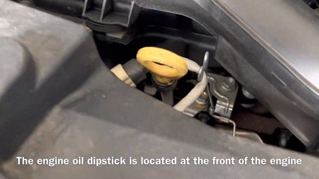 Toyota Aygo 2018 Petrol Engine Oil Level Dipstick Location смотреть онлайн