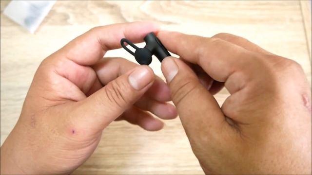 แกะกล่องรีวิว Xiaomi Mi LYEJ02LM Bluetooth Headset смотреть онлайн