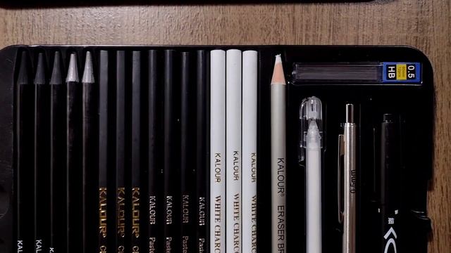 Kalour 70 Pcs Deluxe Sketching And Drawing Set смотреть онлайн