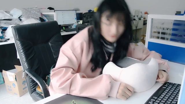 Подушка для шеи.