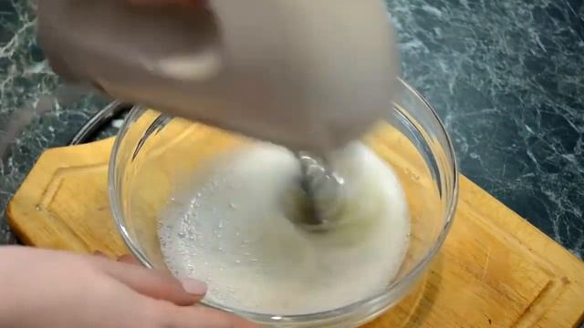 КУЛИНАРНАЯ СТРАНИЧКА : Шоколадный ФОНДАН кекс 01 12 22 смотреть онлайн