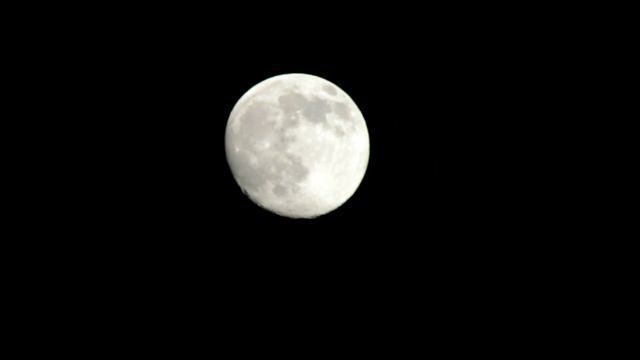 Canon Powershot SX40HS Zoom Test Moon HD