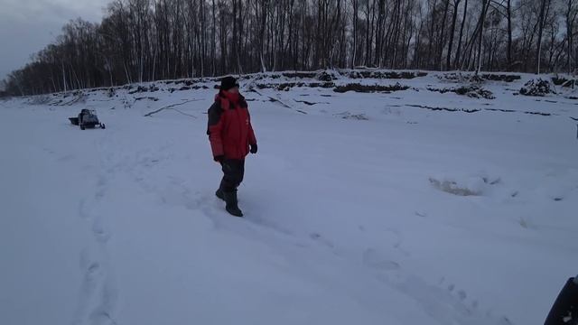 ДВА ДНЯ НА РЕКЕ В КОРЯЖНИКЕ!! СЫРОК, ЩУКА,ОКУНЬ! Рыбалка на Комбайны.Обь. Трудовой выезд. смотреть онлайн