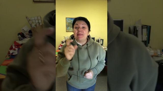 Читая стихи. Андрей Вознесенский «В человеческом организме..» смотреть онлайн