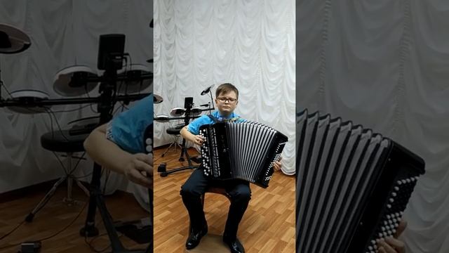 С. Бредис - Романс Саликов Артём Александрович смотреть онлайн