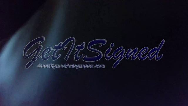 Sara Evans Brantley Gilbert Sign Autographs for GetItSigned Autographs смотреть онлайн