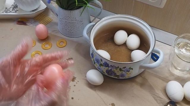 ТЕСТИРУЮ ТОВАРЫ ИЗ МАГАЗИНА ФИКС ПРАЙС. МОЁ РАЗОЧАРОВАНИЕ КРАСКАМИ ДЛЯ ОКРАШИВАНИЯ ЯИЦ НА ПАСХУ. смотреть онлайн