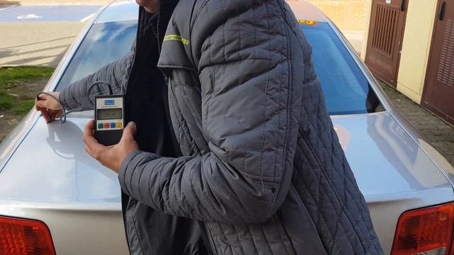 Audi A8 D3, git czy kit?? Sprawdzam lakier miernikiem... Cz. 1. смотреть онлайн