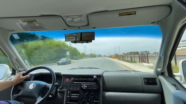 2002 Volkswagen EuroVan Camper Van смотреть онлайн