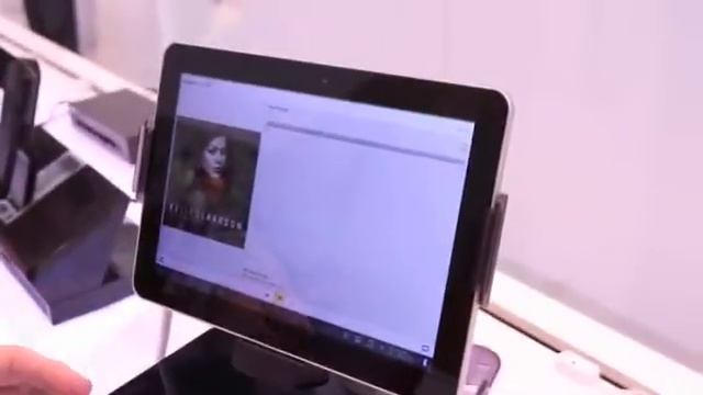 ILuv IMM514 ArtStation Pro Hands-on At CES 2012