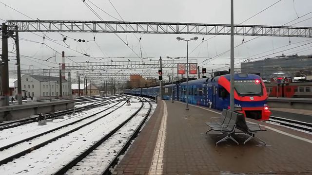 Отправление электропоезда ЭП2Д-0034 и прибытие электропоезда ЭД4М-0453 , Курский вокзал смотреть онлайн