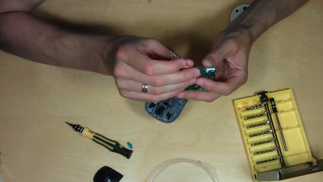 Ремонт мышки Logitech m180 своими руками смотреть онлайн