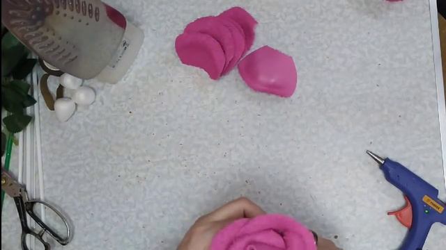 Как сделать розу из фаомирана / роза кустовая мастер класс / цветы из фаомирана / подарок на 8 март смотреть онлайн