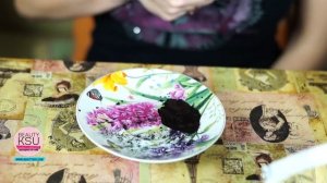 Как отбелить зубы в домашних условиях активированным углем